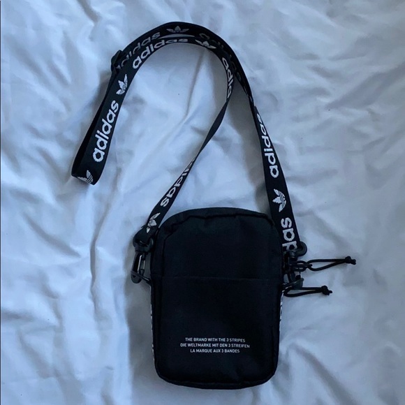 adidas crossbody shoulder bag - Picture 2 of 5